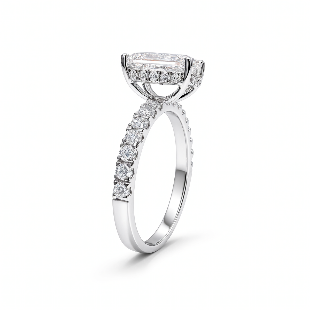 RADIANT CUT WITH SIDE DIAMONDS