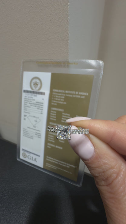 0,70 CT PRINCESS GESLEPEN PAVÉ RING 
